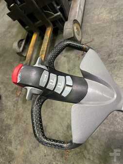 Porta-paletes elétrico 2019  Still EXU-H18 (13)