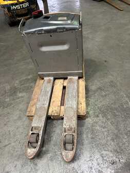 Porta-paletes elétrico 2017  Still EXU18 798 heures lithium-ion (3)