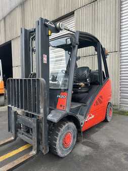 Empilhador a gás 2011  Linde H20T-01 triplex 3458 heures (1)