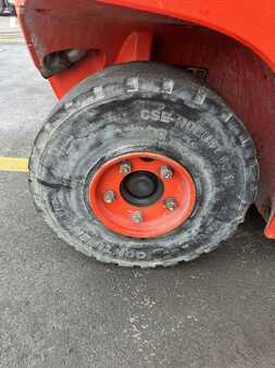 Empilhador a gás 2011  Linde H20T-01 triplex 3458 heures (13)