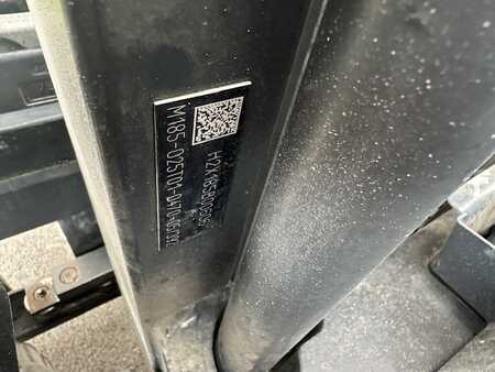 Empilhador a gás 2011  Linde H20T-01 triplex 3458 heures (16)