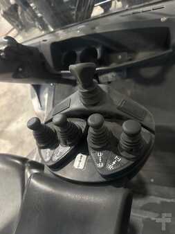 Dieselový VZV 2012  Linde H30D-01 TDL/positionneur (11)