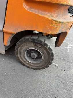 Eléctrico - 4 rodas 2016  Still RX60-35 4 lignes (15)