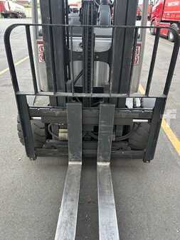 Eléctrico - 4 rodas 2016  Still RX60-35 4 lignes (5)