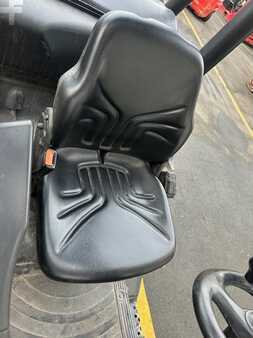 Carrelli elevatori GPL 2004  Linde H25T duplex free level (10)