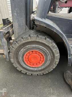 Carrelli elevatori GPL 2004  Linde H25T duplex free level (14)