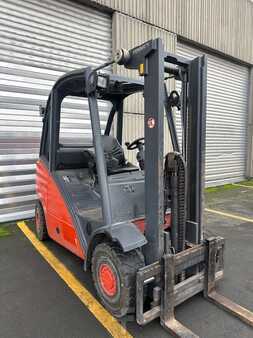 Carrelli elevatori GPL 2004  Linde H25T duplex free level (2)