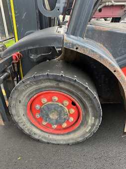 LPG VZV 2019  Linde H40T-02 triplex 6310mm (14)