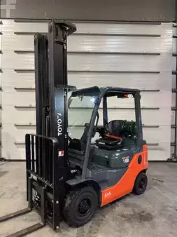 Gas gaffeltruck 2021  Toyota 02-8FGF18 démo 218 heures triplex 6500mm (1)