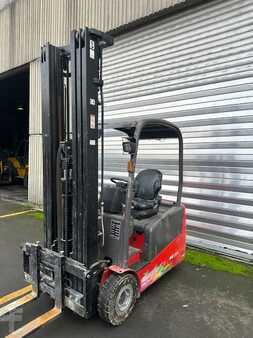 Carrelli elettrici 3 ruote 2018  Manitou ME316 (1)