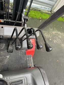 Carrelli elettrici 4 ruote 2017  Manitou ME425C 1682 heures TDL/positionneur (9)