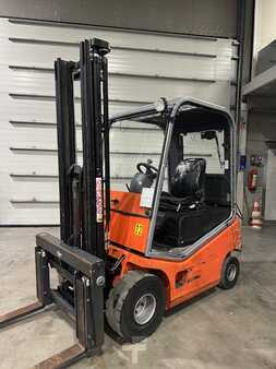 LPG heftrucks 2012  BT CB15G (1)