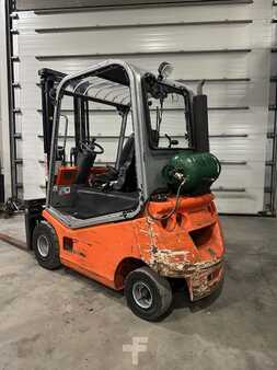 LPG heftrucks 2012  BT CB15G (3)