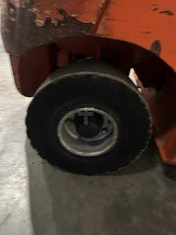 LPG heftrucks 2012  BT CB15G (13)