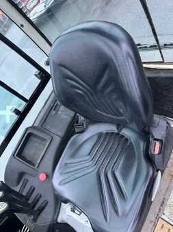 Electric - 4 wheels 2013  Still RX20-20P (10)