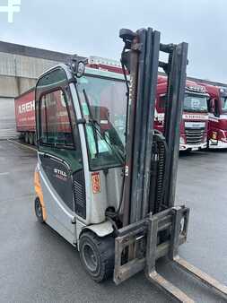 Electric - 4 wheels 2013  Still RX20-20P (2)