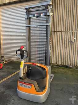 Hochhubwagen 2014  Still EXV12 (1)