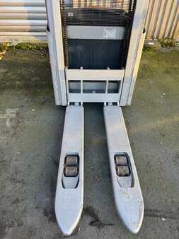 Hochhubwagen 2014  Still EXV12 (5)