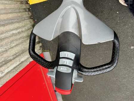 Lavtløftende truck 2020  Still EXU20 (7)