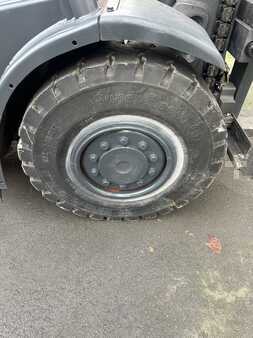 Chariots élévateurs GPL 2013  Linde H50T-02 (11)