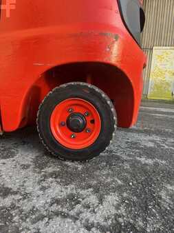 Nestekaasutrukki 2012  Linde H20T-01 TDL/posit.  triplex (13)