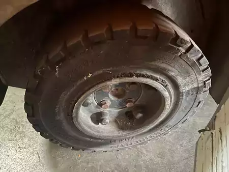 Terminaltraktor 2021  Still LTX80. 8T 2021 2727 heures (11)