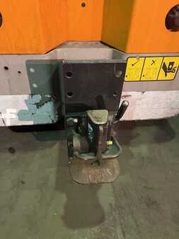 Terminal tractor 2021  Still LTX80 de 2021  2020 heures (11)