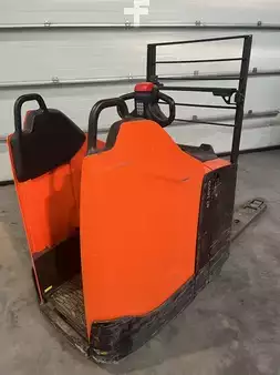 Horisontaalinen ordreplukker 2017  Toyota LPE200 903 heures (1)