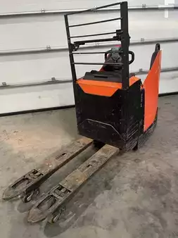 Horisontaalinen ordreplukker 2017  Toyota LPE200 903 heures (4)