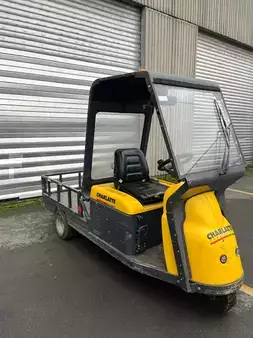 Terminal tractor 2007  Charlatte TPE203 (1)