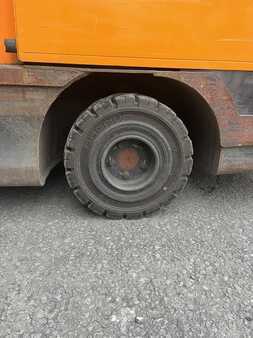 Terminál traktor 2002  Still R07-25 (11)