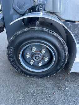 Carrelli elettrici 4 ruote 2016  Still RX60-30 (11)