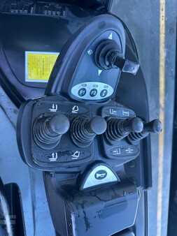 Carrelli elettrici 4 ruote 2016  Still RX60-30 (8)