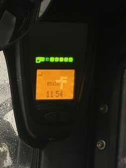 LPG VZV 2010  Linde H25T-01 triplex 5135 heures (10)