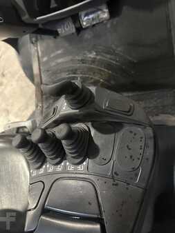 LPG VZV 2019  Linde H25T-02 triplex 3809 heures (10)