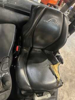 LPG VZV 2019  Linde H25T-02 triplex 3809 heures (12)