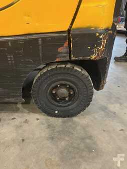 Nestekaasutrukki 2015  Hyster H1.8FT (13)