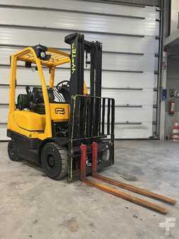 Nestekaasutrukki 2015  Hyster H1.8FT (2)