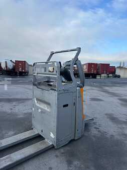 Lavansiirtovaunu istuimella 2018  Still EXH-SF25 1339 heures (1)