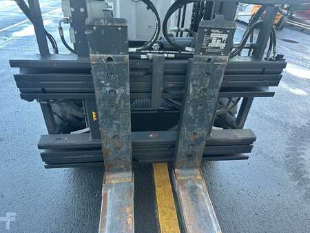 Elektromos 4 kerekű 2020  Still RX60-40 TDL/écarteur/fourches hydrauliques.  851 heures (5)