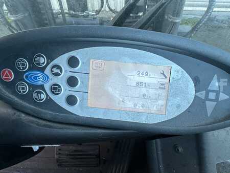 Elektromos 4 kerekű 2020  Still RX60-40 TDL/écarteur/fourches hydrauliques.  851 heures (8)