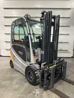 Elektromos 4 kerekű 2013  Still RX60-30 triplex 356 heures (1)