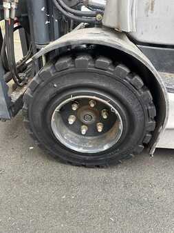 Elektromos 4 kerekű 2013  Still RX60-30 triplex 356 heures (12)