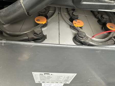 Elektro 4 Rad 2019  Still RX20-20L triplex 806 heures (15)