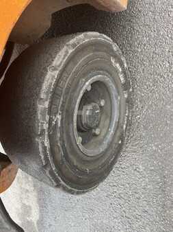 LPG Forklifts 2015  Still RX70-16T triplex 4529 heures (12)