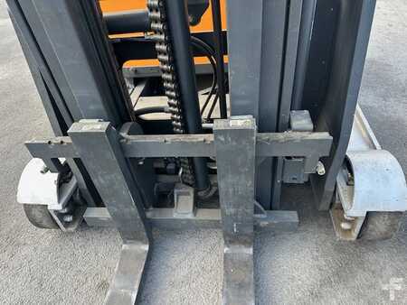 Reach Trucks 2018  Still FM-X14  6500mm 1235 heures (4)