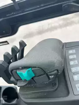 Carretilla elevadora GLP 2017  Jungheinrich TGF20S 4 lignes hydrauliques (11)