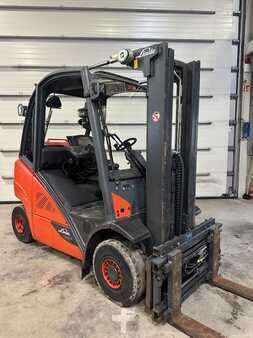 LPG VZV 2015  Linde H25T-02 triplex 4803 heures (1)