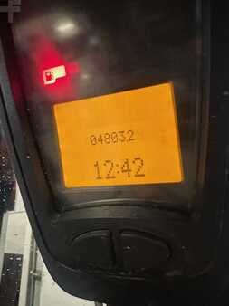 LPG VZV 2015  Linde H25T-02 triplex 4803 heures (10)