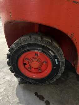 Nestekaasutrukki 2012  Linde H20T-01  2695 heures (12)